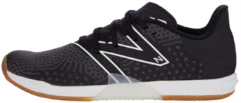 new balance minimus prevail