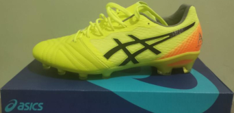 18 Best Soccer Cleats for Overpronation & Flat Feet (The Ultimate List) 1