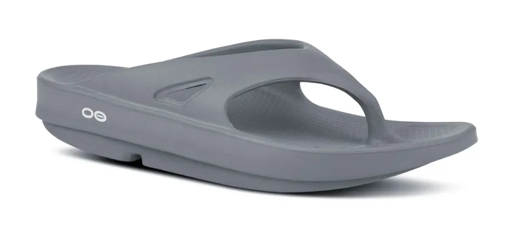 The Science Behind OOfoam: Why OOFOS Sandals Feel So Comfortable 2 oofos ooriginal sandal