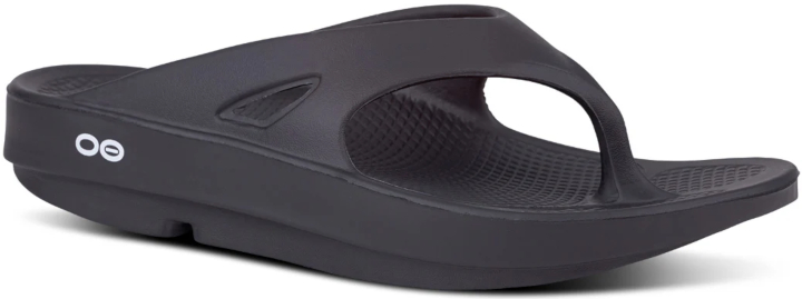 oofos sandals vs crocs