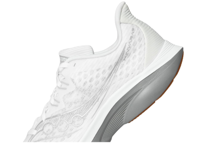 saucony kinvara 16