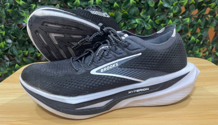 Brooks Hyperion 3 Review (2025): Lightweight Speed Trainer for Daily Miles 1