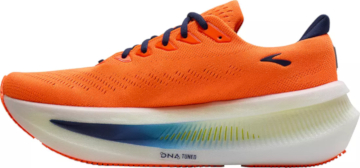 Brooks Glycerin Max 2 or Nike Vomero Plus? Find Out Which Shoe Is Better for Long Runs and Recovery Days 1