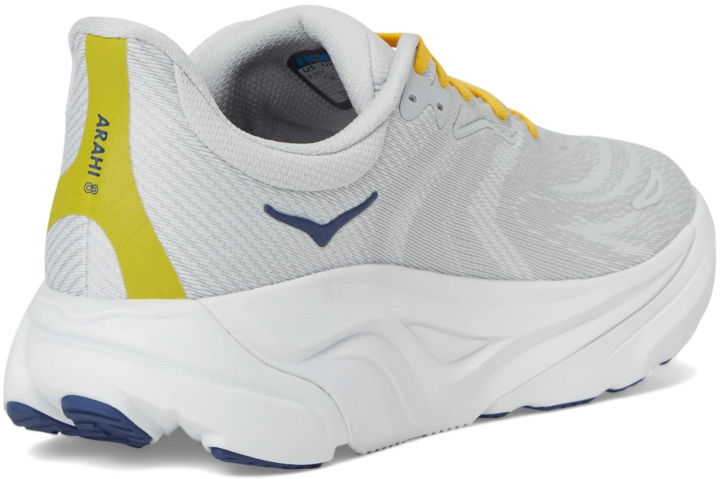 Hoka Arahi 8 Review: Lightweight Stability, Softer Cushioning, and a Smoother Daily Ride 2