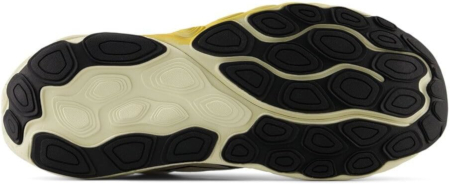 new balance fresh foam x 860v14 vs saucony hurricane 24