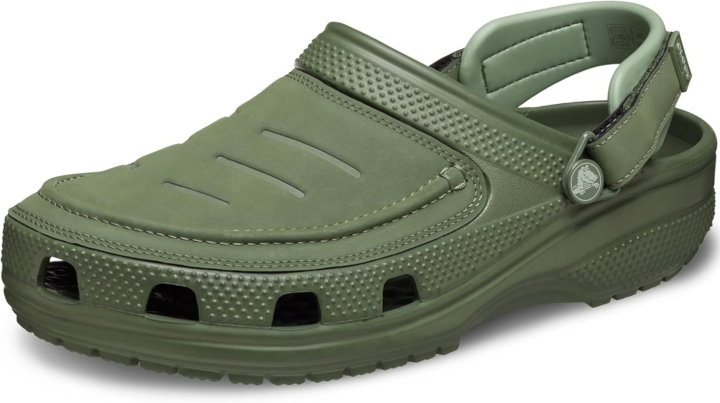 oofos sandals vs crocs