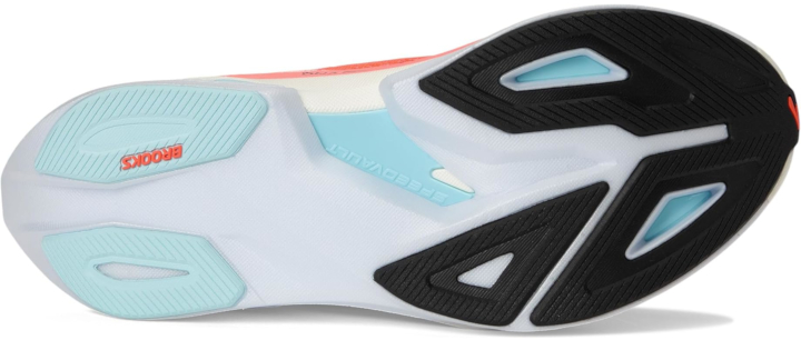 Brooks Hyperion Max 3 Review: Bigger Cushion, Faster Feel, and a Smarter Dual-Foam Ride 2