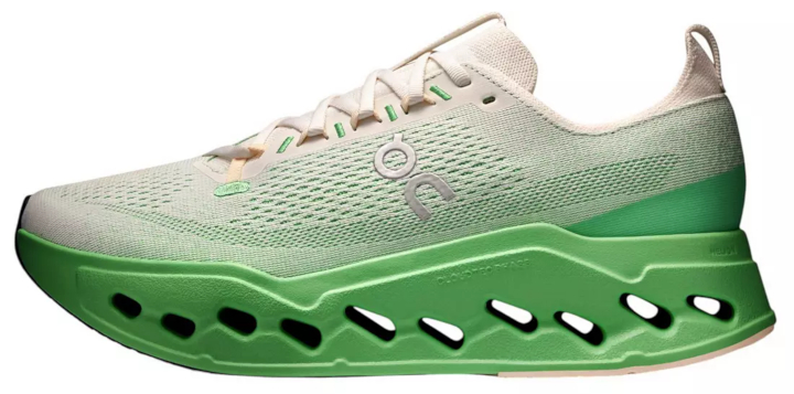 On Cloudsurfer Max Review (2025): Softer Cushioning, Smoother Transitions, and Long-Run Comfort 2